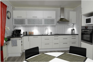 Aménager un placard de cuisine moderne en aluminium : les avantages