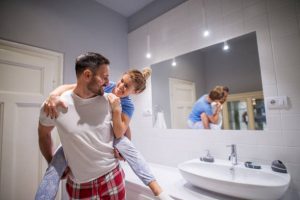 Concevoir une salle de bains fonctionnelle pour un couple : idées et astuces