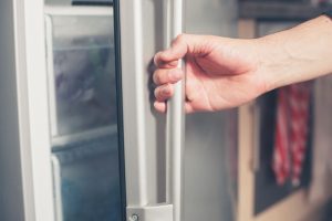 Économisez de l'énergie en optimisant la température de votre réfrigérateur ! Guide pratique