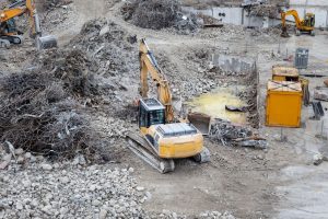 Quelles sont les étapes de nettoyage et de remise en état des sites après la démolition ?