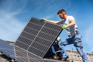 Les façons d’économiser de l’argent avec des panneaux solaires