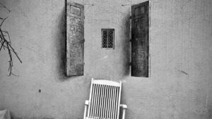 Comment le mobilier extérieur transforme la terrasse de votre hôtel en havre de paix ?