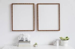 L&rsquo;astuce pour accrocher ses cadres sans percer les murs