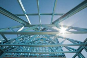Charpente métallique : quels avantages pour une construction durable ?